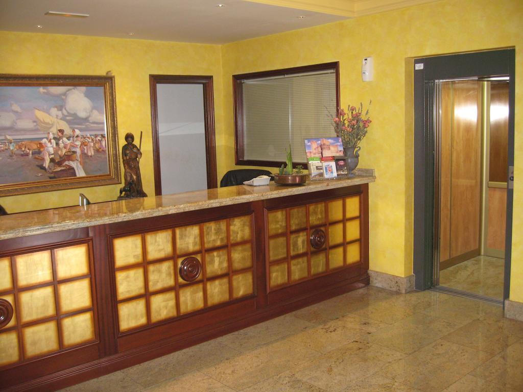 Hotel Restaurante San Roque Medina del Campo Exteriér fotografie